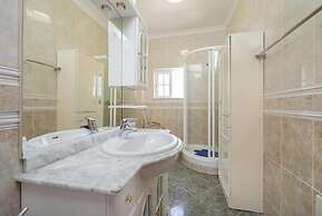 Villa Marlene in Guia