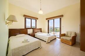 Villa Kambos Dio in Polis