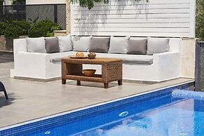 Villa Rio in Kalkan With 3 Bedrooms and 2 Bathrooms