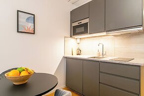 Uptown Hotel Apartments