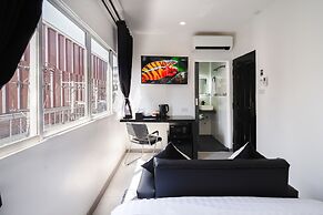 Thonglor Suites Hotel