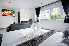 Thonglor Suites Hotel