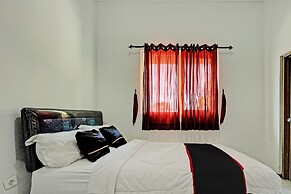 Capital O 1362 Ciliwung Guest House Syariah