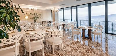 Panorama Lisi Grand Hotel