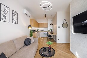 Emihouse Riverside Apartments