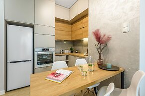 Emihouse Riverside Apartments