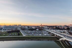 Emihouse Riverside Apartments