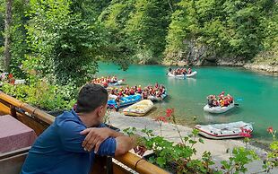 Rafting Camp Encijan