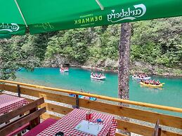 Rafting Camp Encijan