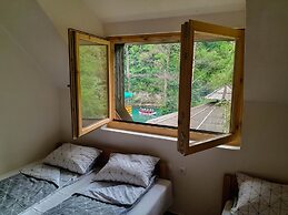 Rafting Camp Encijan