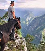 Rafting Camp Encijan