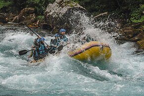 Rafting Camp Encijan
