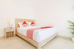 OYO 2896 Uma Menuh Guest House Near Pantai Keramas
