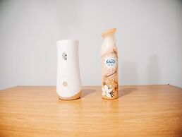 Cosy Hideaway Close to Town