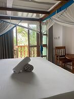 The New Blue Waves Hotel
