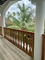 The New Blue Waves Hotel