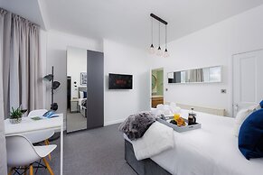 Stunning Central Studio Apartment