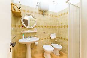 Villetta Tamari 300 meters from the sea