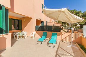 Villetta Tamari 300 meters from the sea