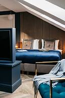 Central Palace - LoftAffair Collection