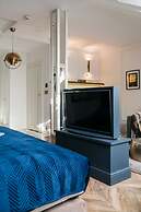 Central Palace - LoftAffair Collection