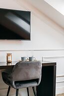 Central Palace - LoftAffair Collection