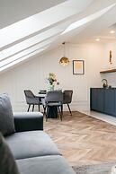 Central Palace - LoftAffair Collection