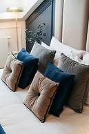 Central Palace - LoftAffair Collection