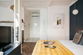 Central Palace - LoftAffair Collection