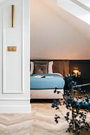 Central Palace - LoftAffair Collection