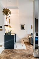 Central Palace - LoftAffair Collection