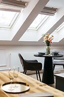 Central Palace - LoftAffair Collection