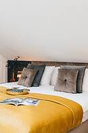 Central Palace - LoftAffair Collection