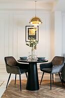 Central Palace - LoftAffair Collection