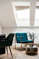 Central Palace - LoftAffair Collection