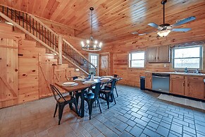 Bee Spring Cabin w/ Arcade Game: Steps to Lake!