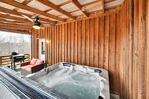 Bee Spring Cabin w/ Arcade Game: Steps to Lake!