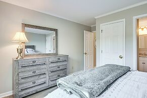 Modern Mccormick Townhome on Lake Thurmond!