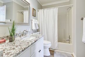 Modern Mccormick Townhome on Lake Thurmond!