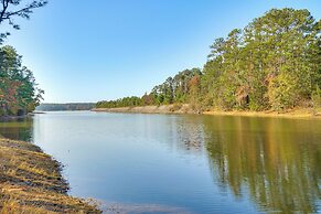 Modern Mccormick Townhome on Lake Thurmond!