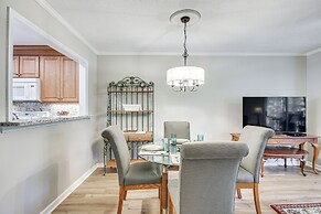 Modern Mccormick Townhome on Lake Thurmond!