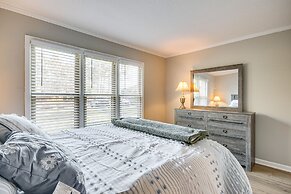 Modern Mccormick Townhome on Lake Thurmond!