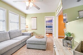 1 Mi to Surfside Beach: Coastal Cottage