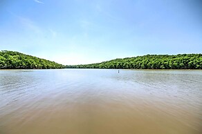 High-floor Osage Beach Condo w/ Lake & Park Views