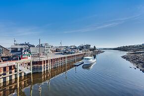 Tranquil Ogunquit Condo: Walk to Beach & Marina!