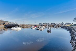 Tranquil Ogunquit Condo: Walk to Beach & Marina!