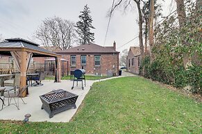 Family-friendly Detroit Home: 12 Mi to Downtown!