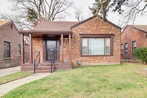 Family-friendly Detroit Home: 12 Mi to Downtown!