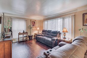 Family-friendly Detroit Home: 12 Mi to Downtown!