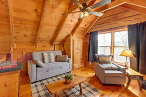 Blue Ridge Retreat w/ Hot Tub & Mountain Views!